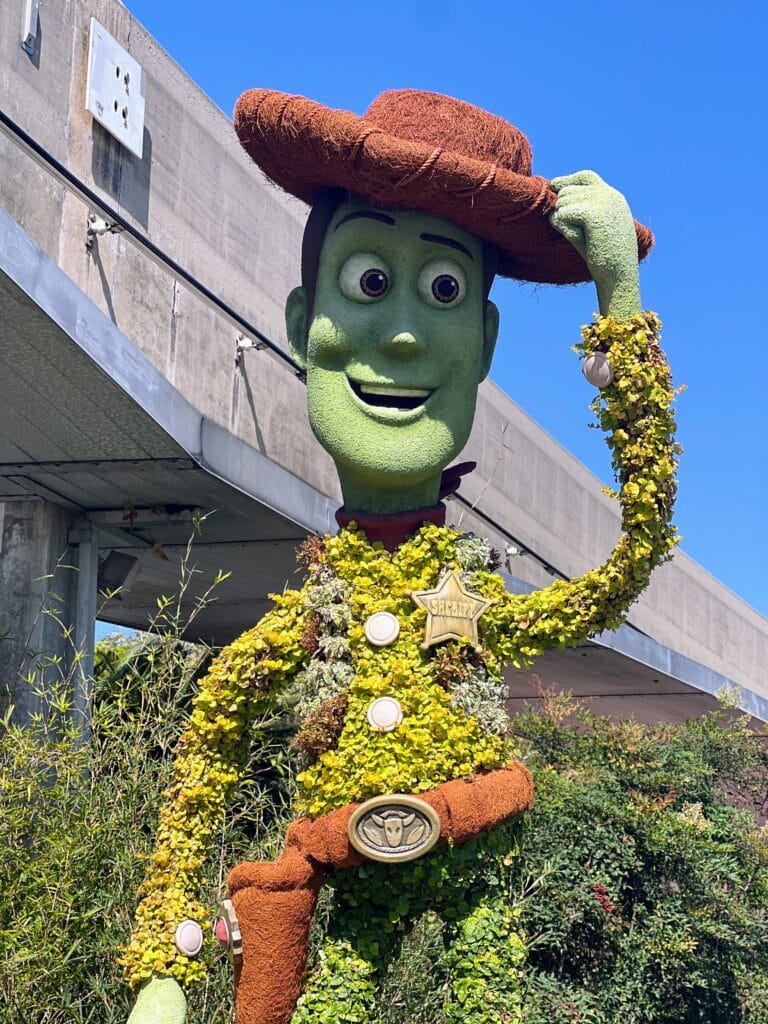 woody topiary epcot