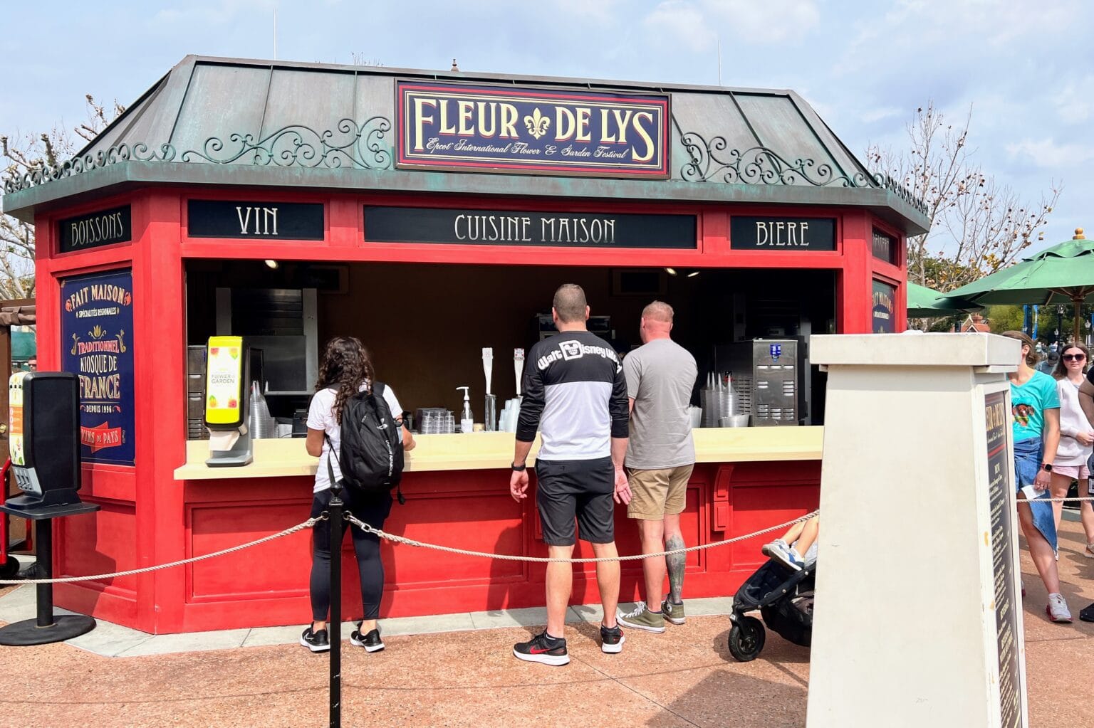 What to Eat, Sip, and Do in the France Pavilion at EPCOT