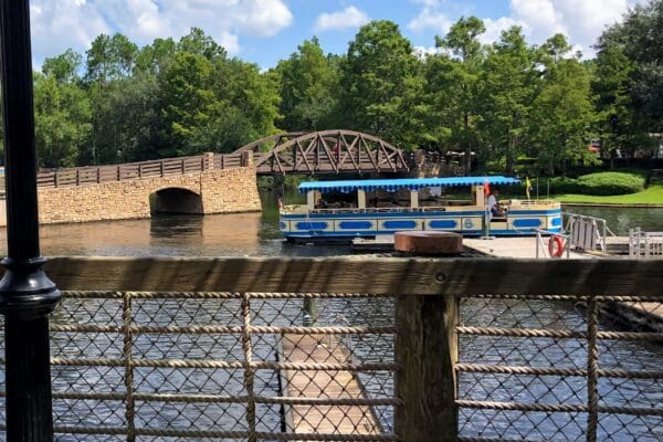 Disney boat disney transportation getting around walt disney world