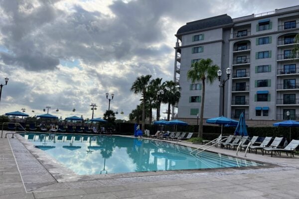 riviera resort