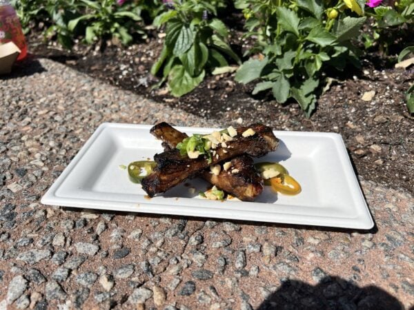 Sticky Ribs at Trowel and Trellis