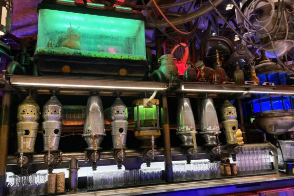 oga's cantina bar