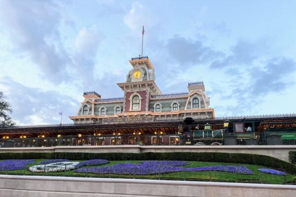 magic kingdom train station